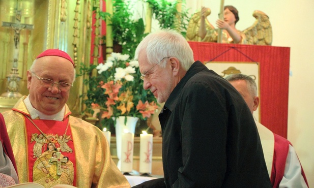 Bp Józef Zawitkowski i dr Olaf Czerniawski