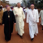 2015.02.05 - Bp Henryk Tomasik odwiedził księży misjonarzy pracujących w kilku krajach Afryki