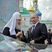 Patriarcha Cyryl i Władimir Putin razem występują w obronie dyskryminowanego ich zdaniem Ukraińskiego Kościoła Prawosławnego, wiernego Patriarchatowi Moskiewskiemu