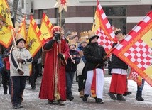 Trójkolorowe orszaki