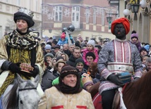 Tarnowski Orszak Trzech Króli bardzo licznie zgromadził mieszkańców miasta, jak i okolicznych miejscowości