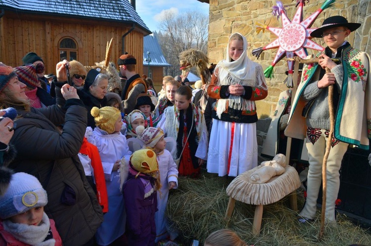 Wędrowali przez Krupówki 