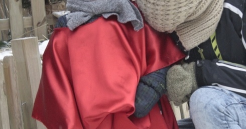 Złote korony i górnicze pióropusze