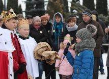 Uczniowie gimnazjum przybliżyli wiernym historię czwartego króla