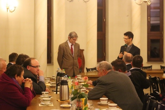 Z politykami - o Całunie Turyńskim