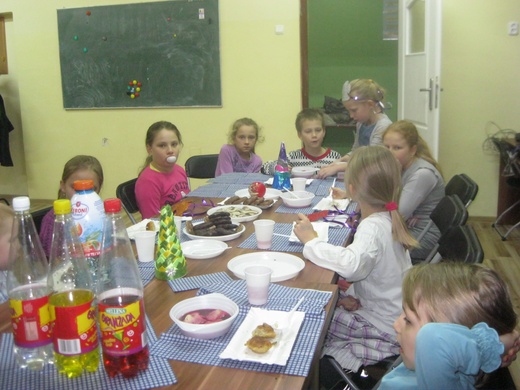 RODZINNE KOLĘDOWANIE W „PROMYKU”