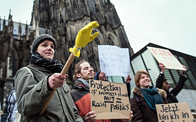 Demonstracja żądająca ochrony dla kobiet przed imigrantami do niedawna byłaby w Niemczech nie do pomyślenia