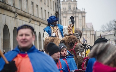 Afrykańskiego króla Kacpra zagrał Arinze Nwolisa z Nigerii