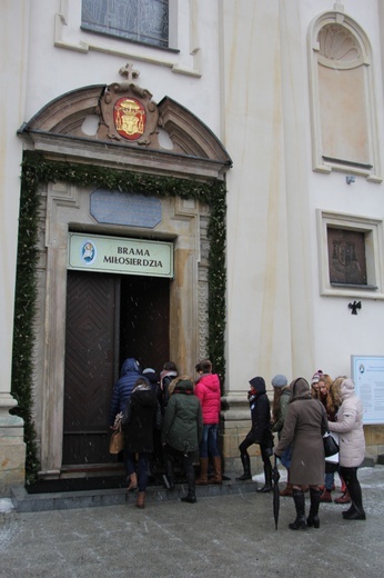 Polonez maturzystów w Łowiczu