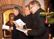  Jednym z punktów tygodnia jest wspólne odśpiewanie akatystu  na Górze Polanowskiej  