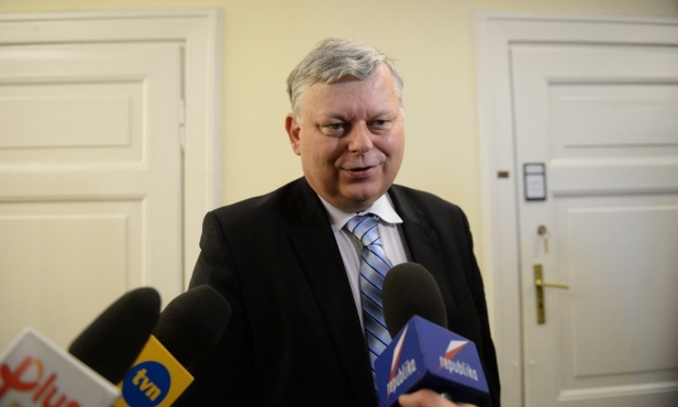 Co się działo w CEK NATO?