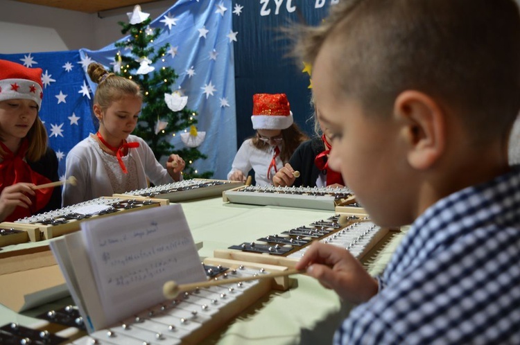 Europejczycy przy Bożej Dziecinie