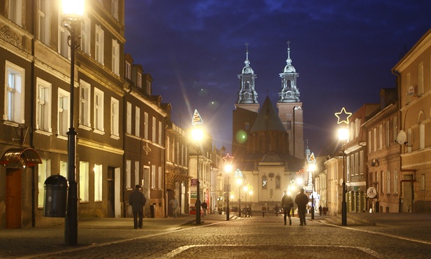 Gniezno wspiera aktywizację bezdomnych