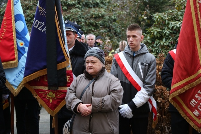 Ostatnie pożegnanie śp. ks. kan. Karola Psurka