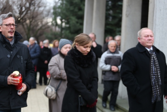 Ostatnie pożegnanie śp. ks. kan. Karola Psurka