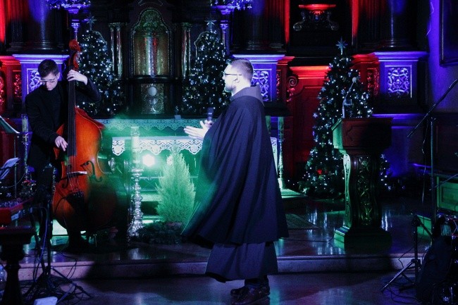 Kolędowy koncert przy "R4"