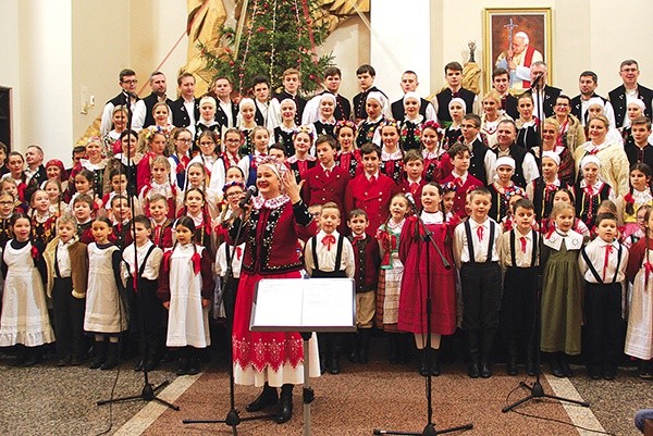 Rok jubileuszu rozpoczęła Msza św. w intencji „Małych Gorzowiaków” w kościele pw. Pierwszych Polskich Męczenników, której przewodniczył bp Tadeusz Lityński. Po liturgii odbył się koncert kolęd