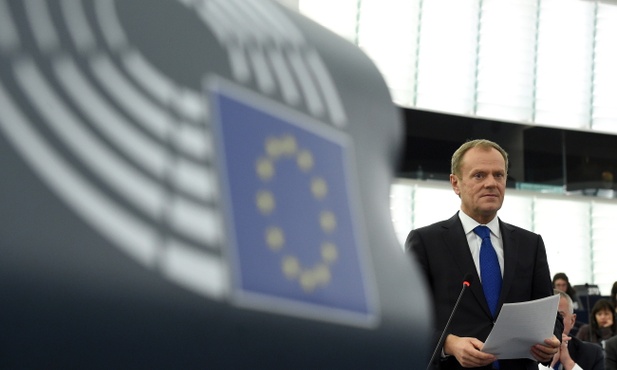 Tusk: UE ma 2 miesiące, by opanować kryzys