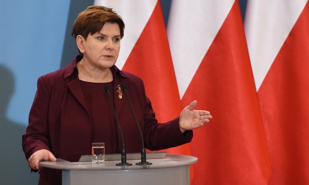 Jakim politykom ufają Polacy?