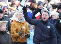 Manifestacja KOD-u w Olsztynie