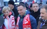 Prezydent Duda i kard. Nycz kibicują skoczkom