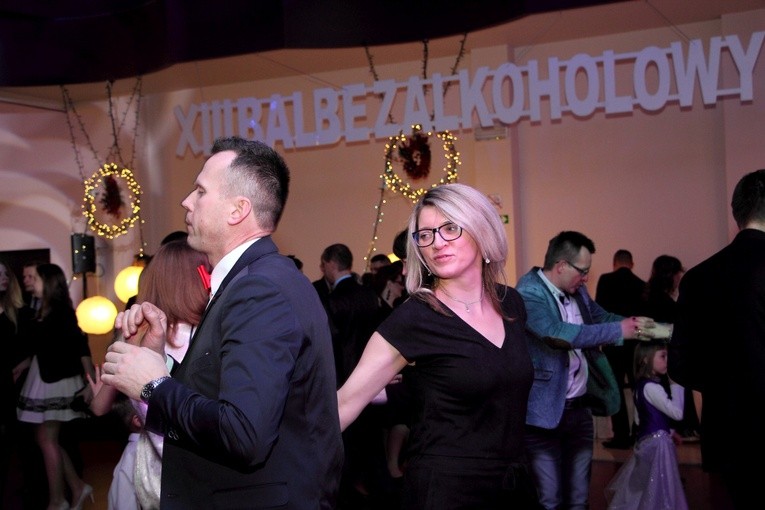 XIII Bezalkoholowy Bal Karnawałowy, cz. II