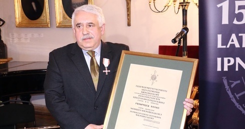 Krzyże dla ludzi wyjątkowych