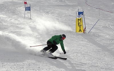  W ub. roku w slalomie rozegranym na stoku w Lubomierzu wystartowało ponad 150 zawodników