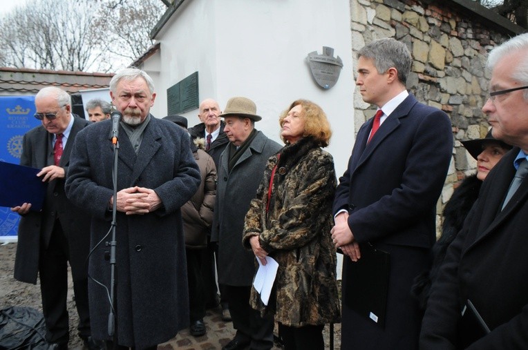 Ławeczka Jana Karskiego w Krakowie