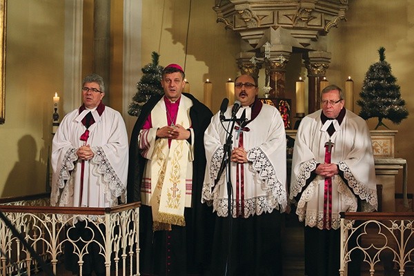 Biskupi pobłogosławili uczestników ekumenicznego nabożeństwa