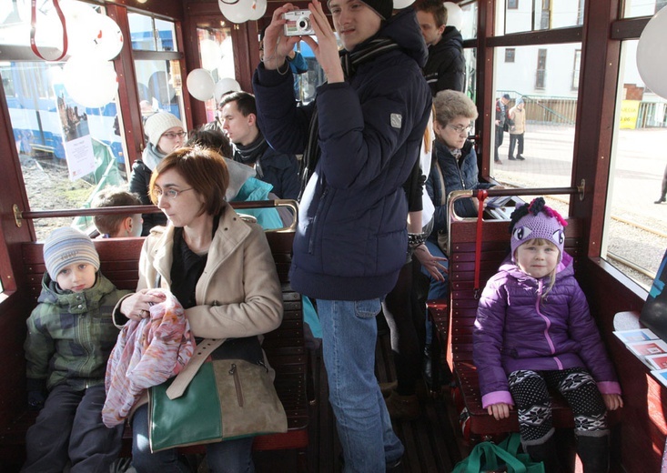 Stary tramwaj gdański kursuje po Krakowie