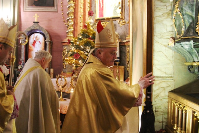 Znaki Bożego Miłosierdzia w Starej Wsi