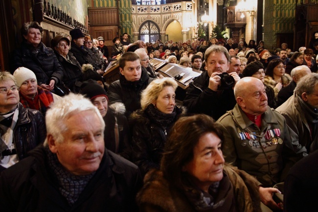 Koncert "Kolędy do nieba" 2016