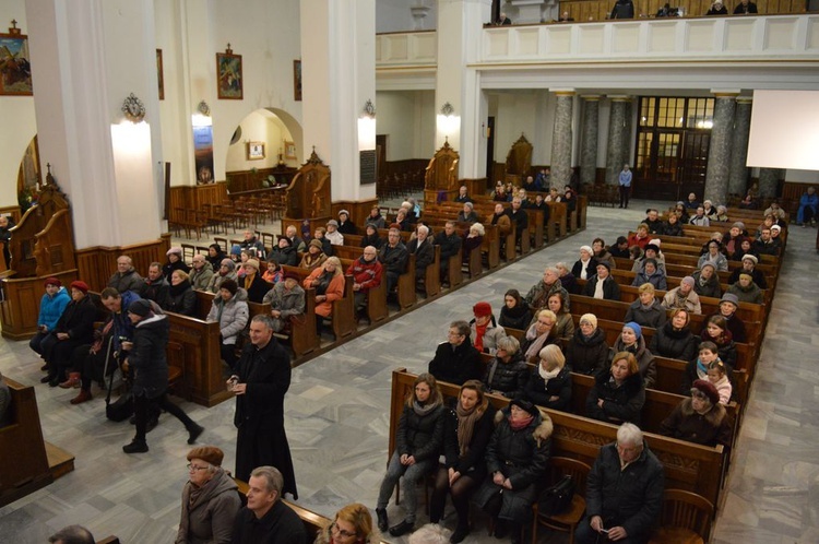 Kolędowanie w nowotarskiej parafii NSPJ 