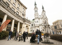 Wielkopostne pielgrzymowanie w Warszawie