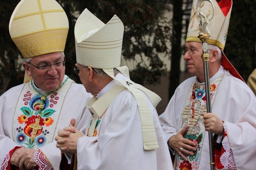 Sakra biskupia ks. Wojciecha Osiala, cz. II