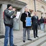 Manifestacja przeciw powiększeniu Opola