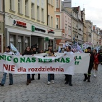 Manifestacja przeciw powiększeniu Opola