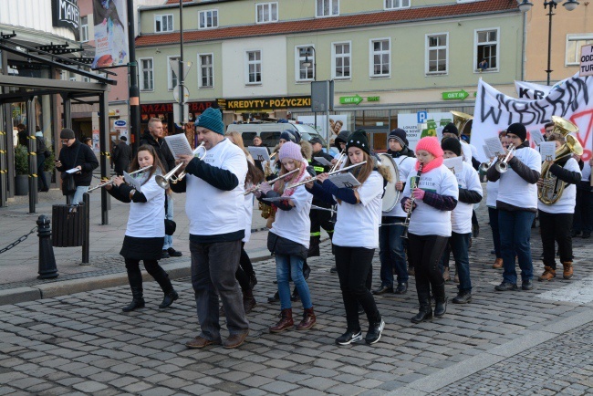 Manifestacja przeciw powiększeniu Opola