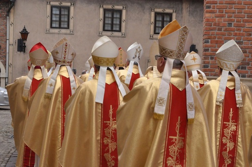 Święcenia bp. Leszka Leszkiewicza, cz. I