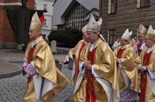 Święcenia bp. Leszka Leszkiewicza, cz. I