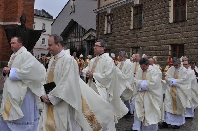 Święcenia bp. Leszka Leszkiewicza, cz. I