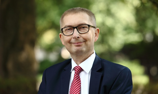 - Ciągle borykam się z syndromem konfliktu dawcy i biorcy, z powikłaniami po przeszczepie, ale dzięki ludzkiej modlitwie pokonałem białaczkę - mówi Artur Górski