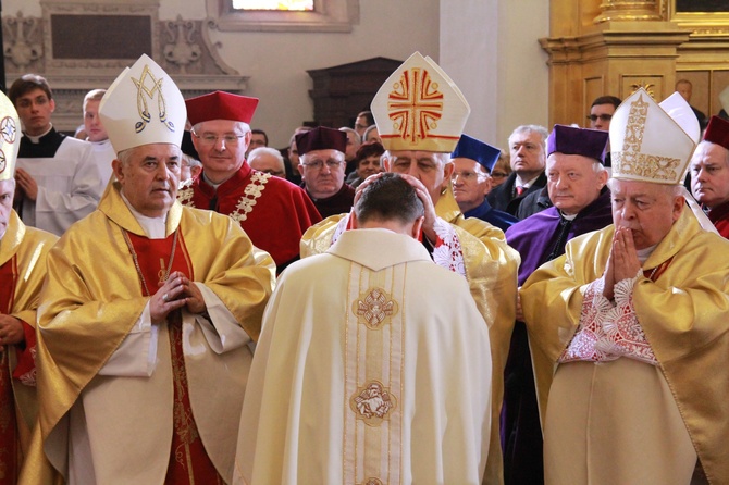 Święcenia biskupie ks. Leszkiewicza, cz. I. Liturgia i ryt święceń