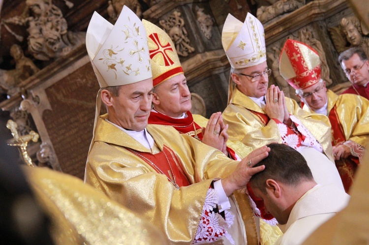 Święcenia biskupie ks. Leszkiewicza, cz. I. Liturgia i ryt święceń