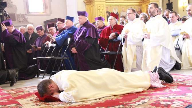 Święcenia biskupie ks. Leszkiewicza, cz. I. Liturgia i ryt święceń