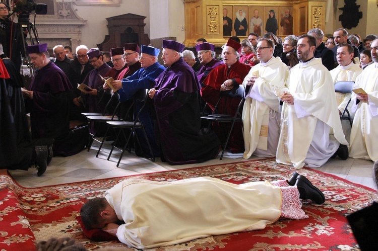 Święcenia biskupie ks. Leszkiewicza, cz. I. Liturgia i ryt święceń