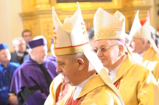 Święcenia biskupie ks. Leszkiewicza, cz. I. Liturgia i ryt święceń