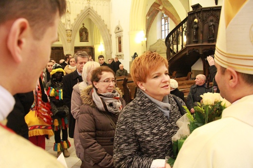 Święcenia biskupie ks. Leszkiewicza, cz. II. Goście i życzenia.