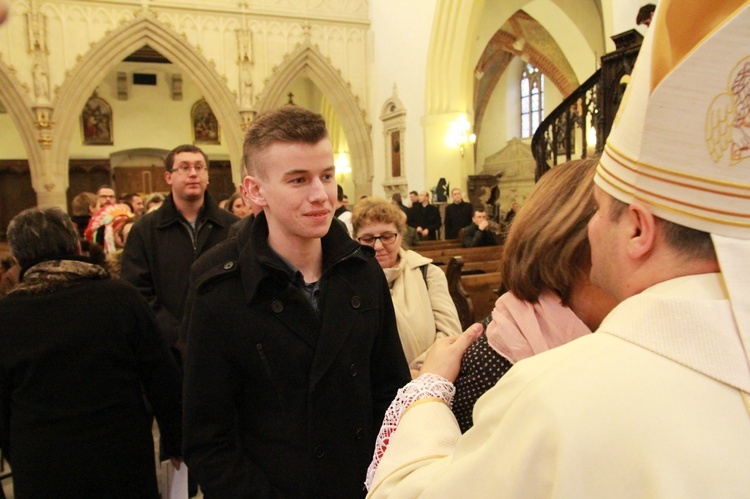 Święcenia biskupie ks. Leszkiewicza, cz. II. Goście i życzenia.